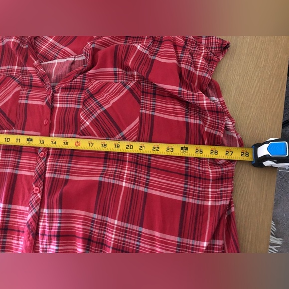 Torrid|Challis Button Front Dolman Sleeve Top in Red Plaid Pattern, Size 4X - Picture 11 of 11